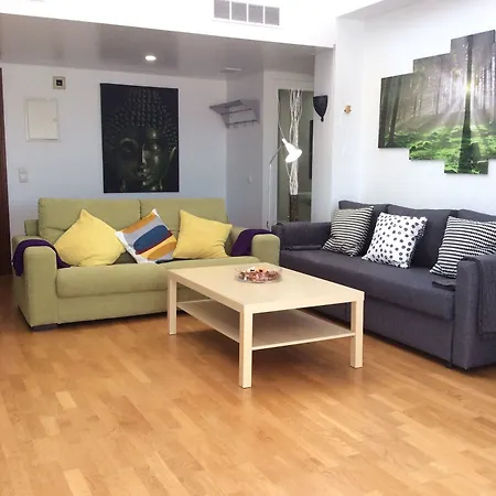 Del Parque Flats - Guadalmar